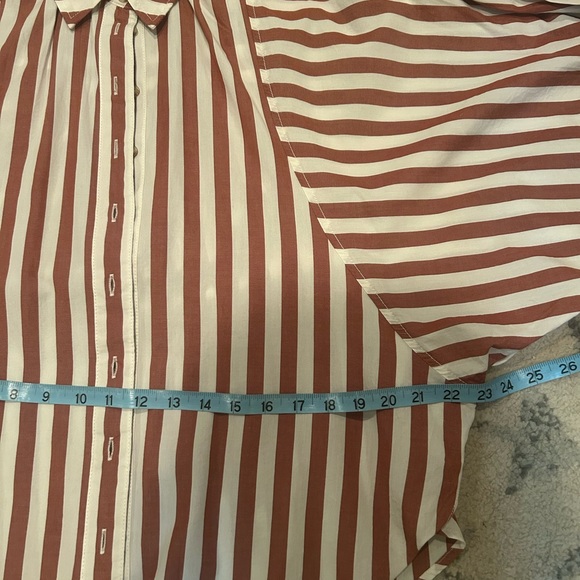 Anthropologie Pilcro The Bailey Boyfriend Batwing Brown Buttondown Blouse. XS. - Picture 4 of 7